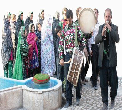 عرس تشنِشت، طقس مليء بالفرح