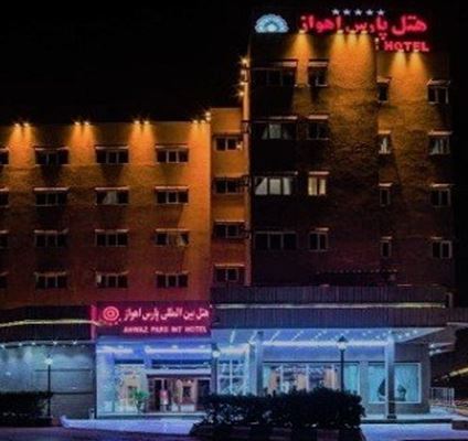 هتل پارس اهواز در کنار رود زیبای کارون