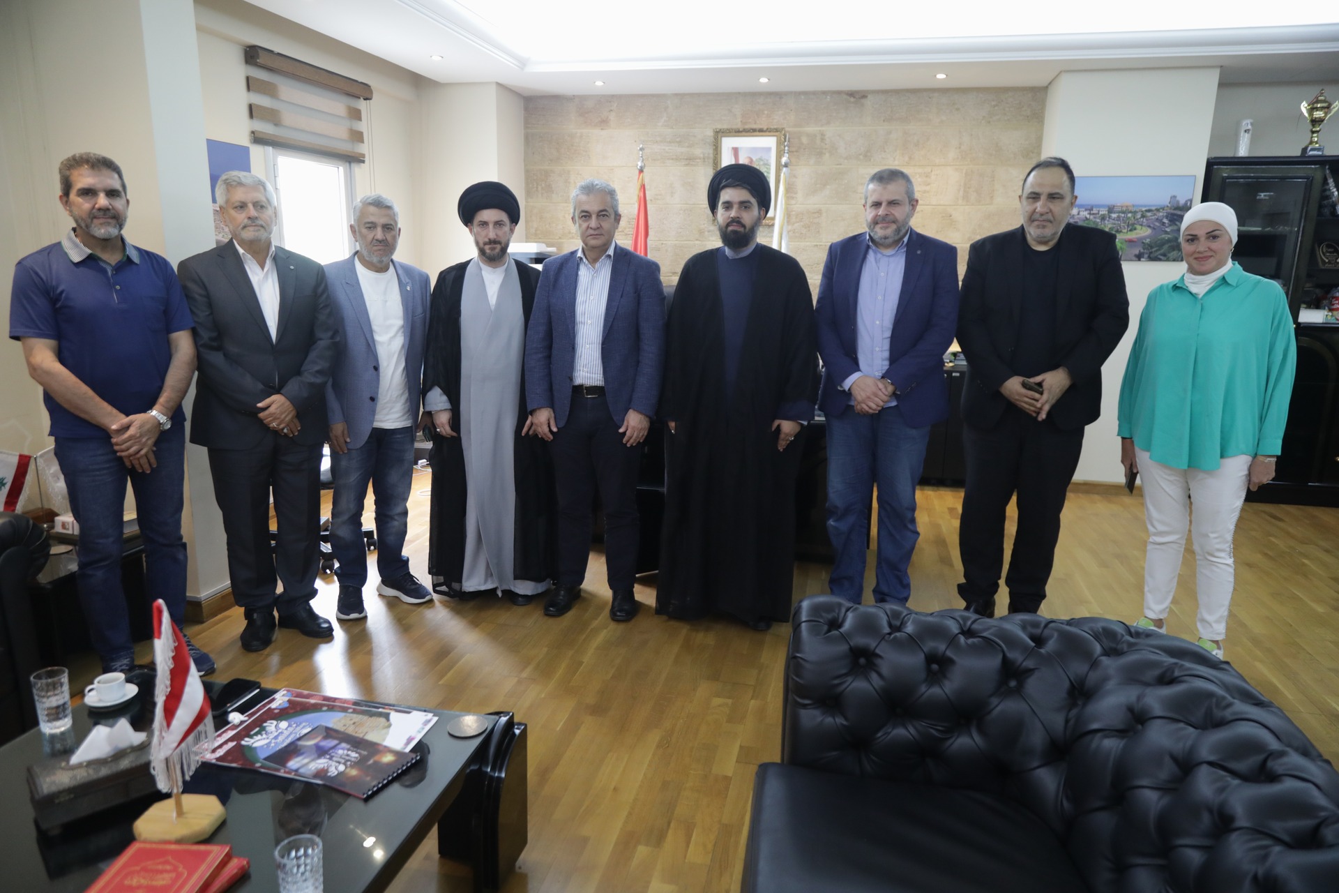 المستشار الثقافي السيد محمد رضا مرتضوي يلتقي رئيس بلدية صيدا