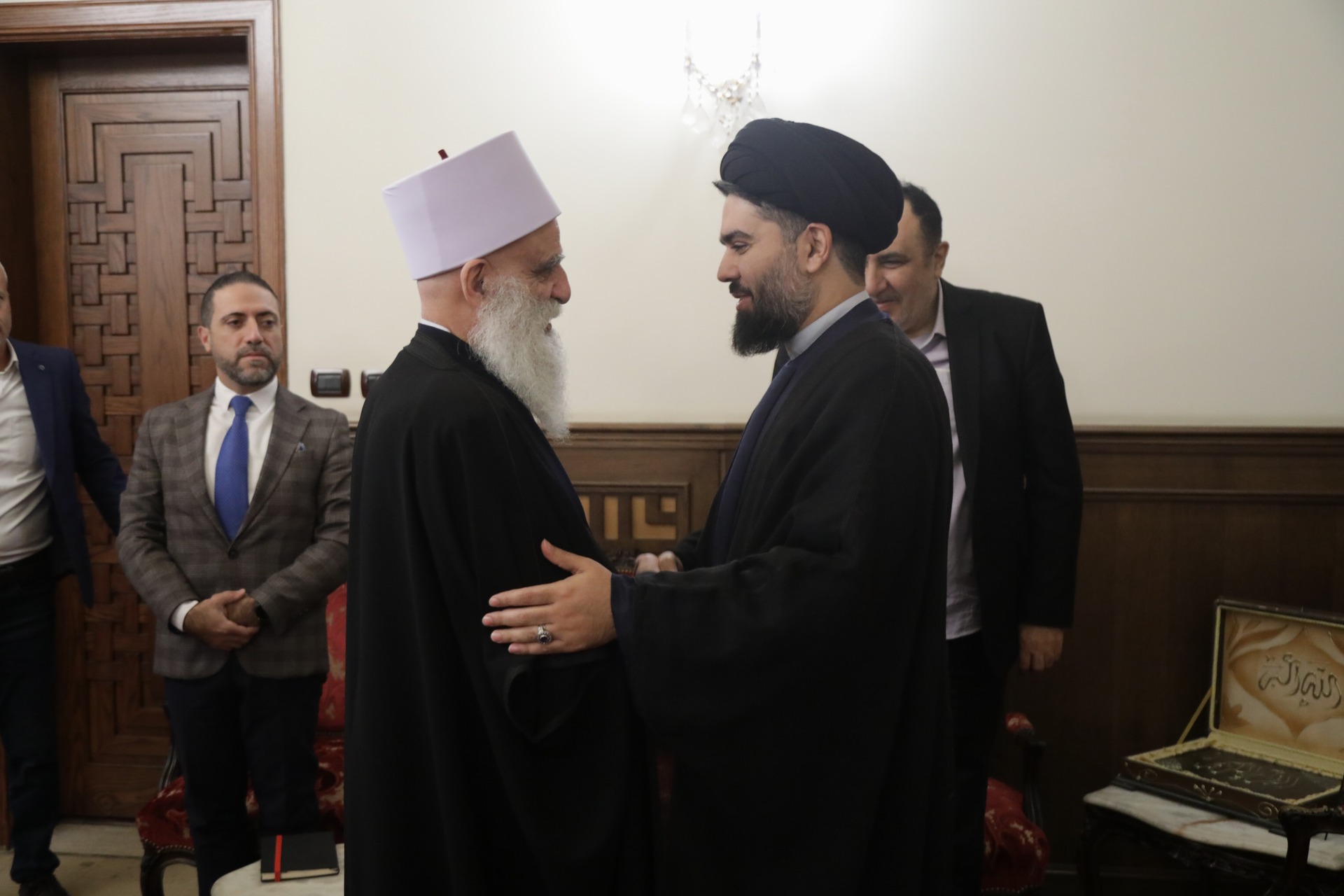 المستشار الثقافي الإيراني السيد محمد رضا مرتضوي يزور شيخ عقل طائفة الموحدين الدروز