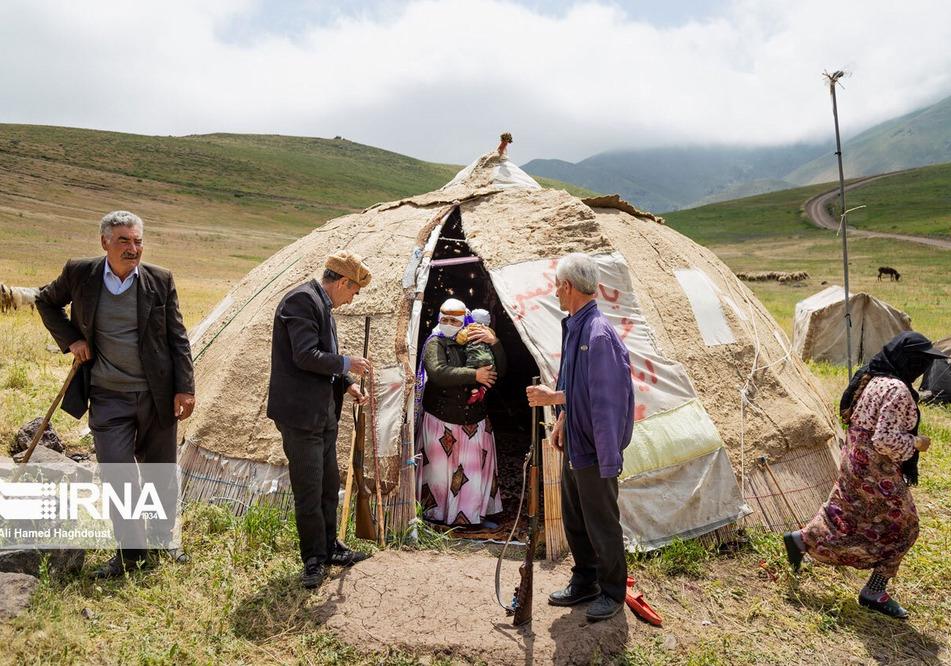 عادات وتقاليد قبائل أرسباران: أسر أصيلة ومجتهدة