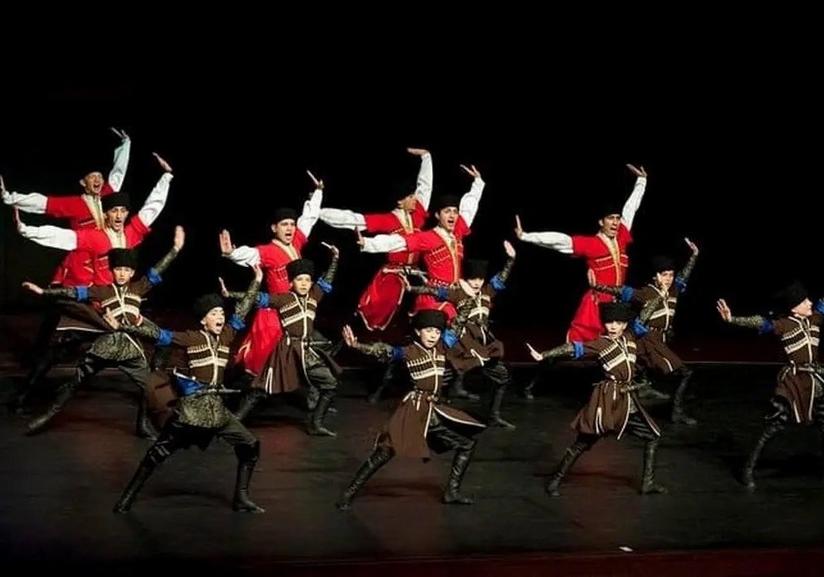 الرقص الأذري، رمز أصالة ثقافة أذربيجان