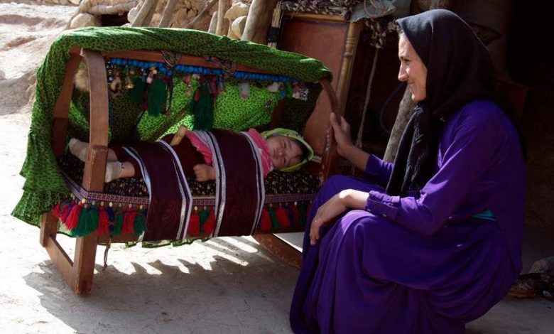 اللّالايي: مرآة كاملة لثقافة الأقوام الإيرانية