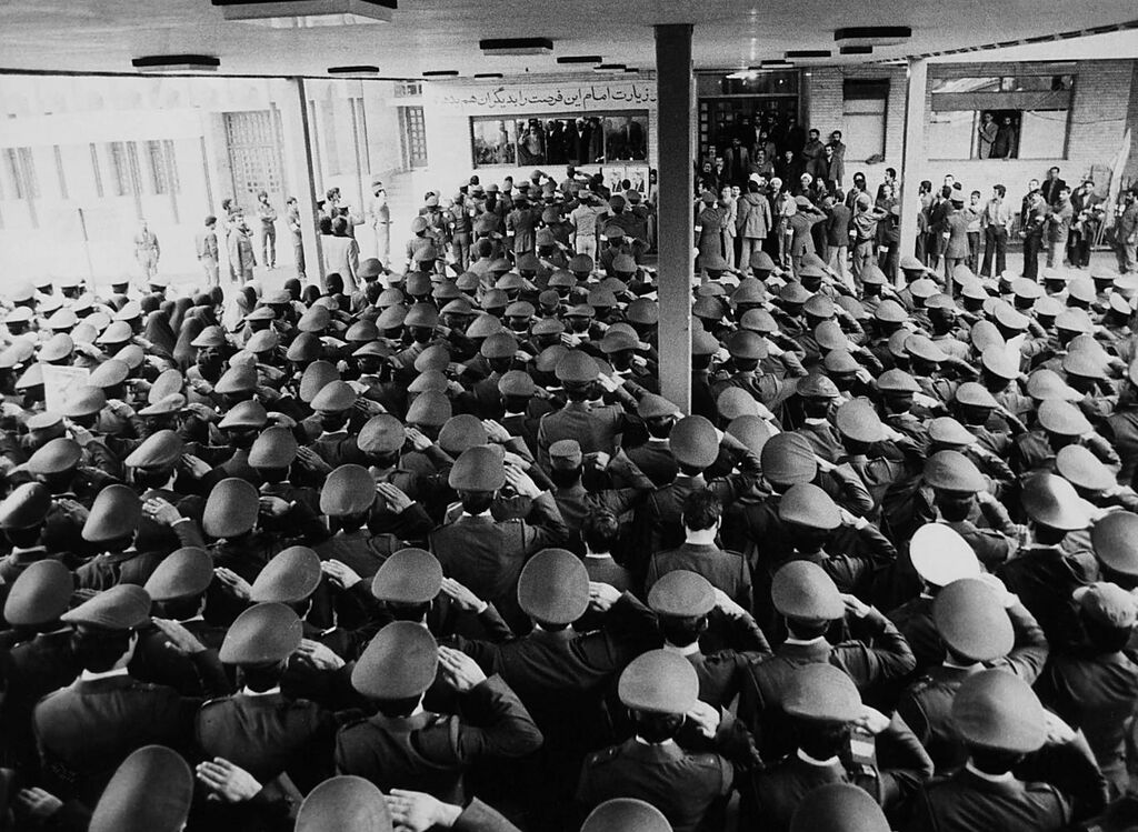 الغرافیك الإيراني؛ مزيجٌ فنيٌّ متقنٌ بين التقنية والمضمون