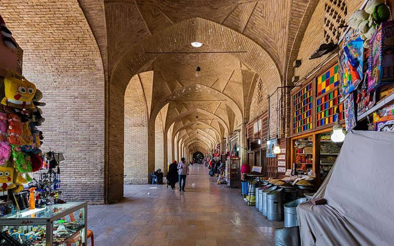 سوق گنجعلي خان في كرمان: تحفة معمارية صفوية