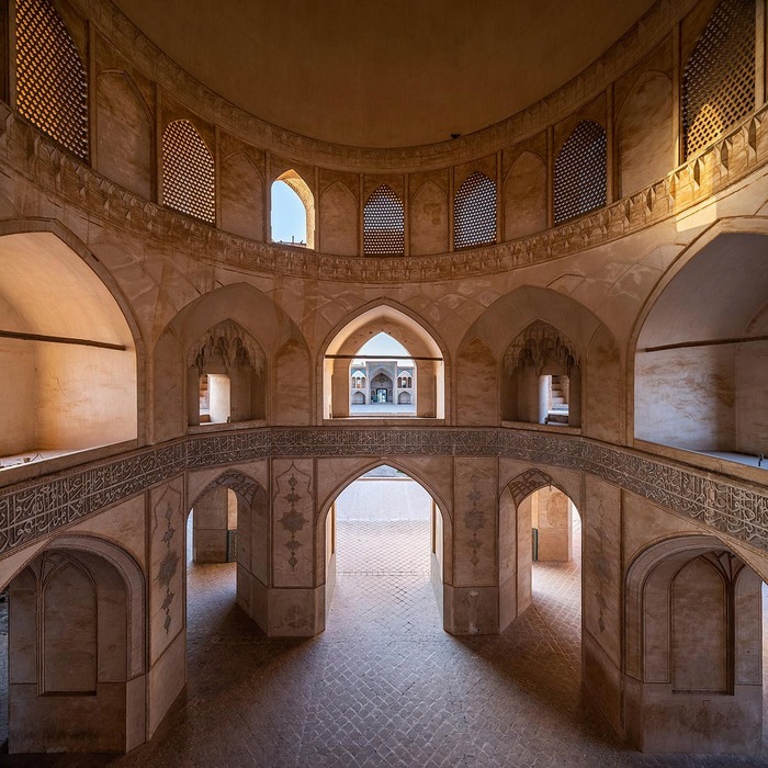 Yeganehtours.com_Kashan_Aghabozorg_Mosque_24_2