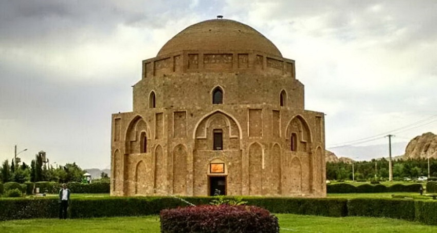 jabaliyeh-dome-kerman_2