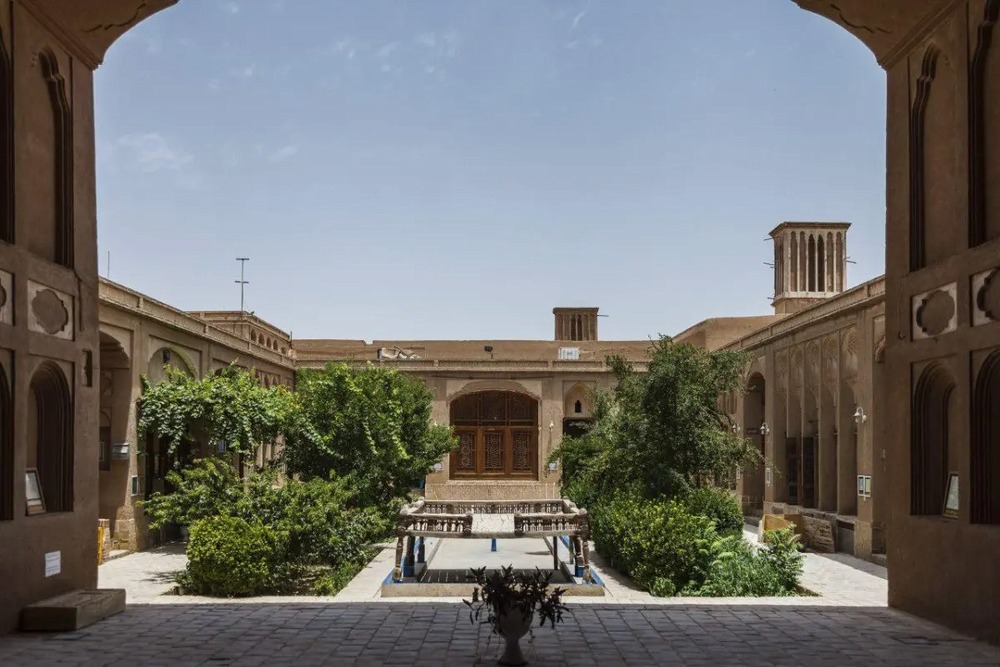 خانه-لاریها_3