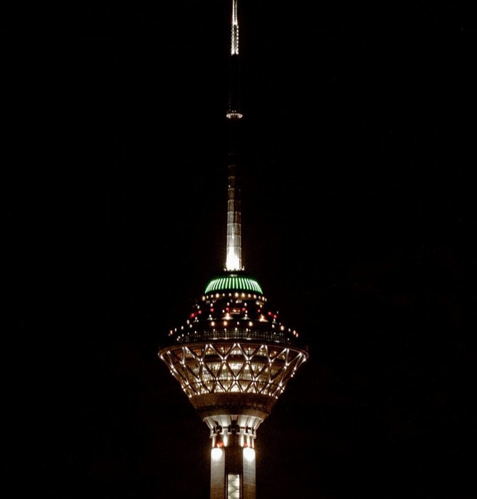 عکس-برج-میلاد-تهران-در-شب-980x1024_2