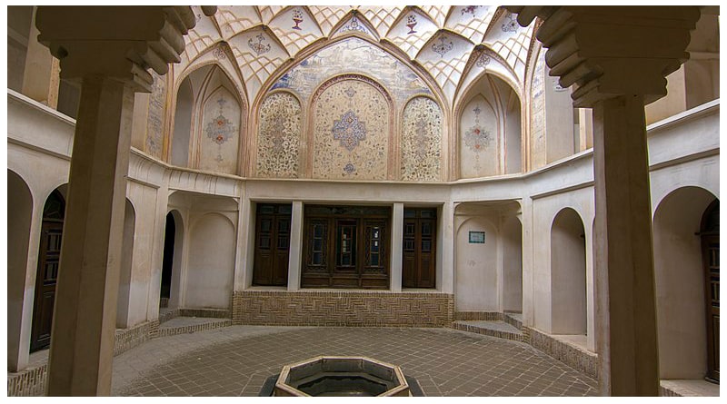 نقوش-و-گره-در-معماری-خانه-طباطبایی_2