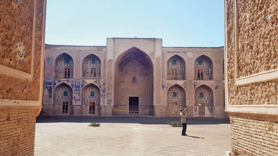 مدارس إيران