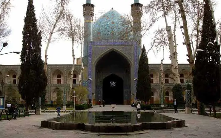 1683366614_442_مدارس-تاریخی-ایران_1