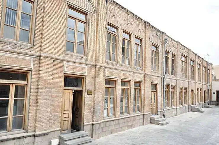 1683366615_116_مدارس-تاریخی-ایران_1